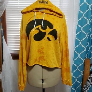 VS Pink Tie Dye Iowa Hawkeyes Crop Hoodie